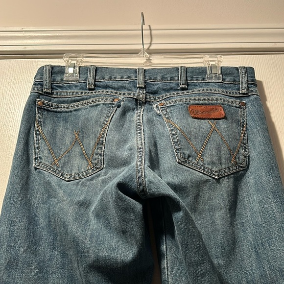 đź‘–Wrangler Retro Relaxed Boot Cut Denim Jeans Men 30x32 - Picture 4 of 16
